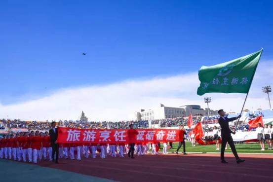 旅游烹饪学院在校运动会上再创佳绩