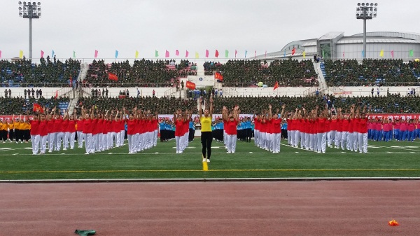 旅游烹饪学院师生在哈尔滨商业大学第四十二届阳光体育运动会中再创佳绩