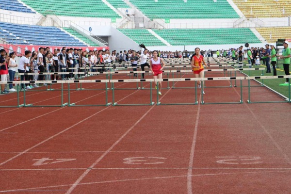 旅游烹饪学院师生在哈尔滨商业大学第四十二届阳光体育运动会中再创佳绩